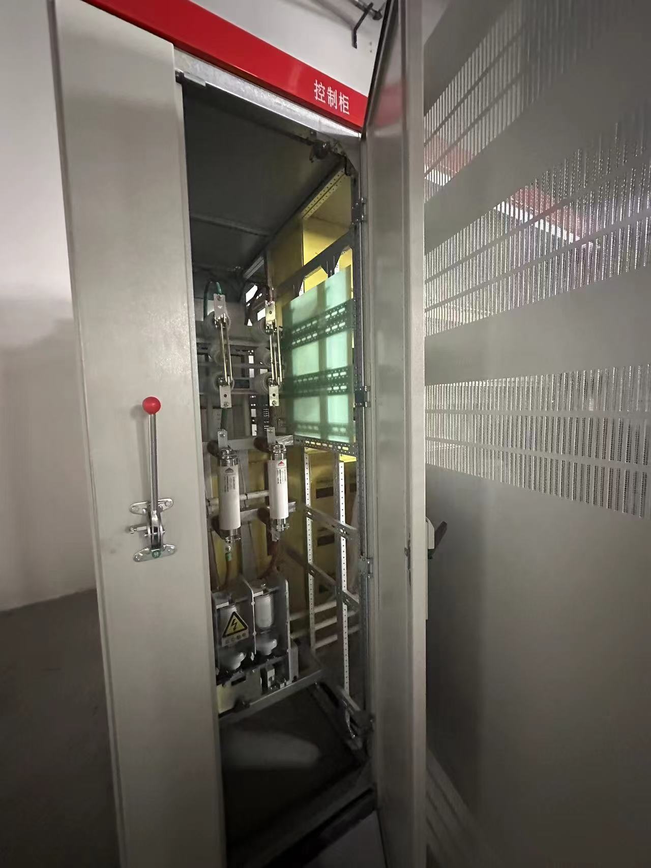 高压SVG技术及其应用
